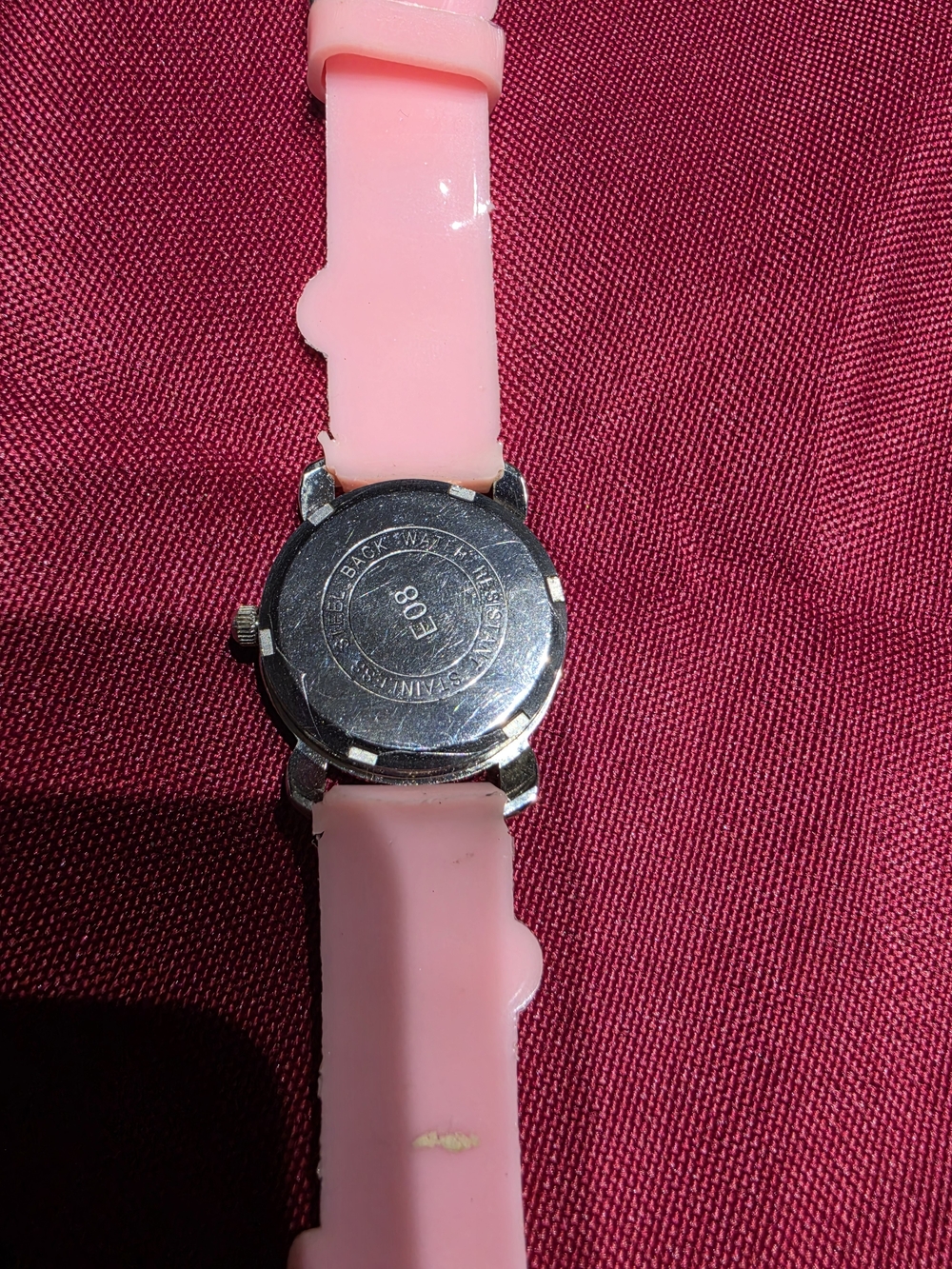 Working Hello Kitty Screwback Watch - Picture 3 of 3